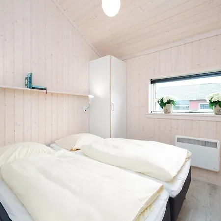 Grobenbrode Strandvilla Mit Einzelfluegel アパート *